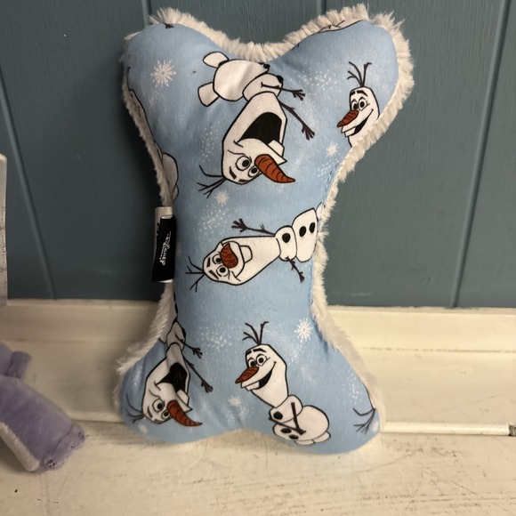 Lot Of 2 Disney Frozen Plush Olaf‎ Bone Shaped Dog Toy + Salamander - Picture 5 of 9